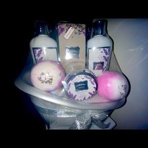 Beautiful lavender gift basket with bath bombs